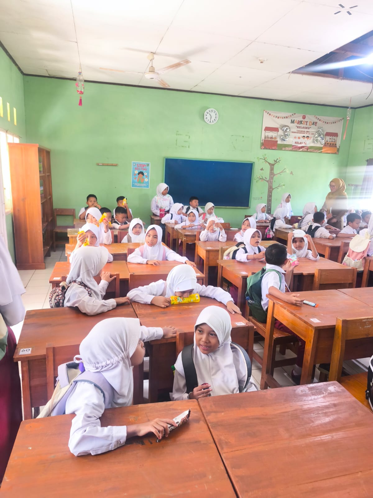 Sosialisasi Bank Sampah Sekolah